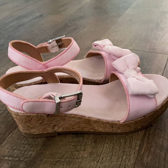 Ugg pink wedge sandal girls size 1 - Picture 3 of 7